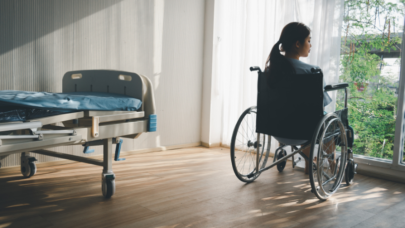 O trabalho conjunto de especialistas garante mais bem-estar em casos de esclerose múltipla, ressalta Ciro Antônio Taques.